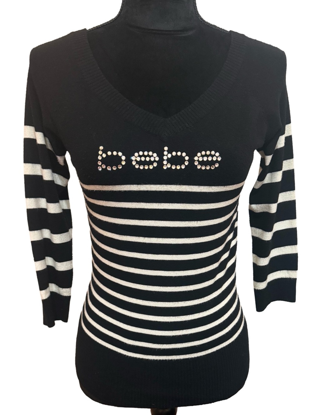 Bebe Y2K Striped V-Neck Rhinestone Sweater Black White Size M Genuine Swarovski
